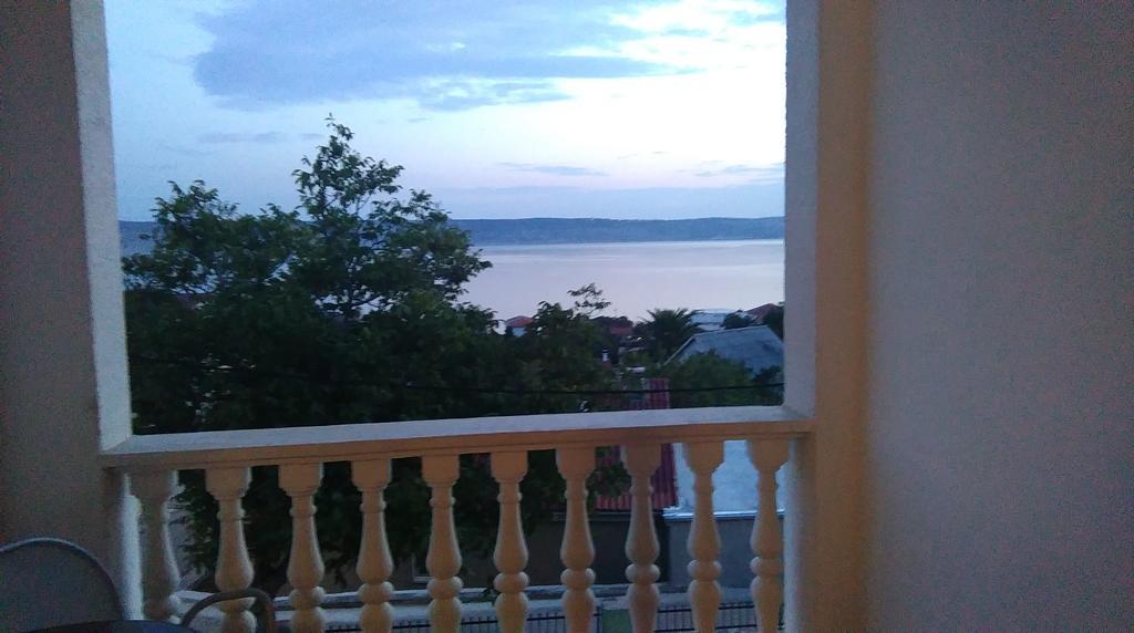 Apartments Veni Up Starigrad Paklenica Rum bild
